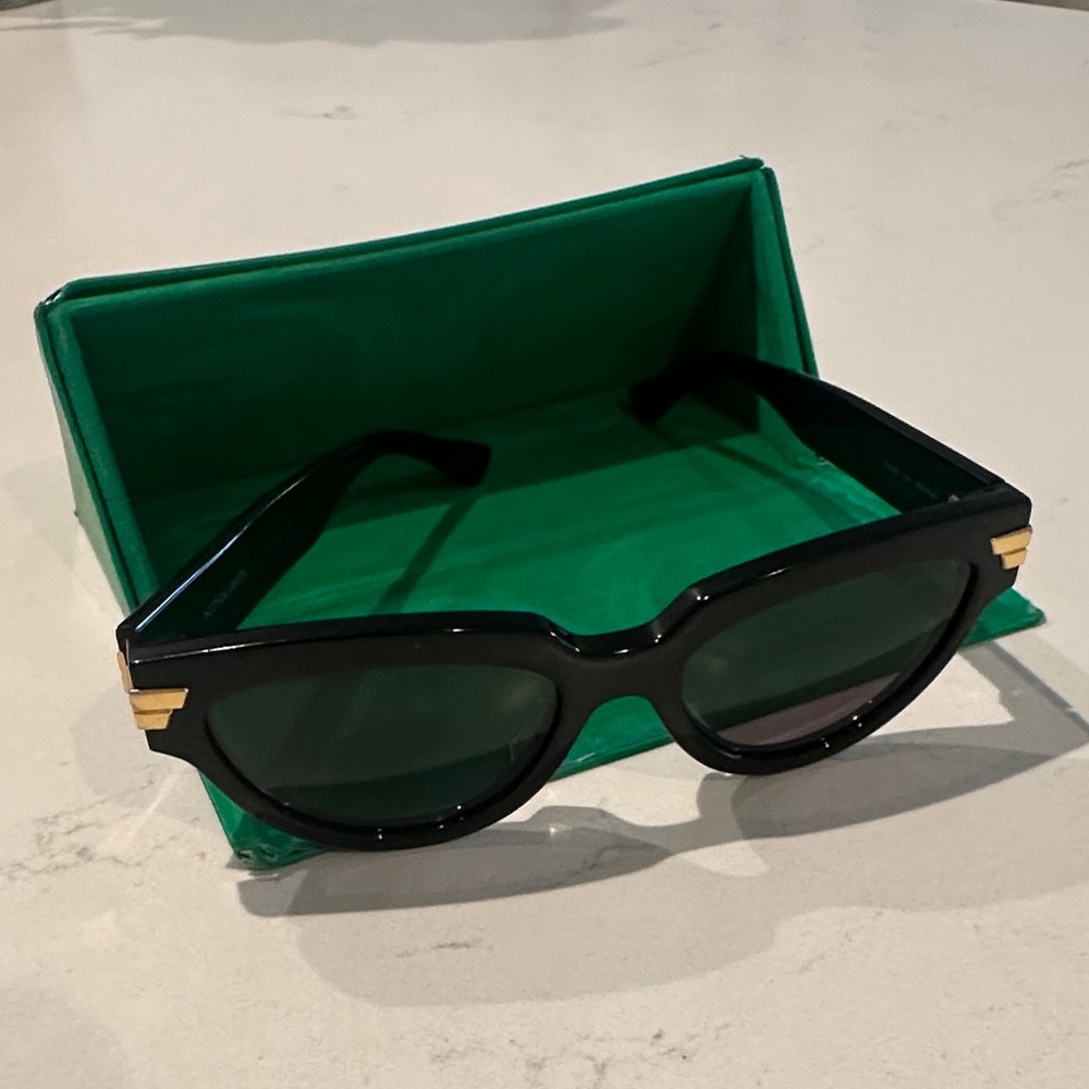 Cat-Eye Sunglasses